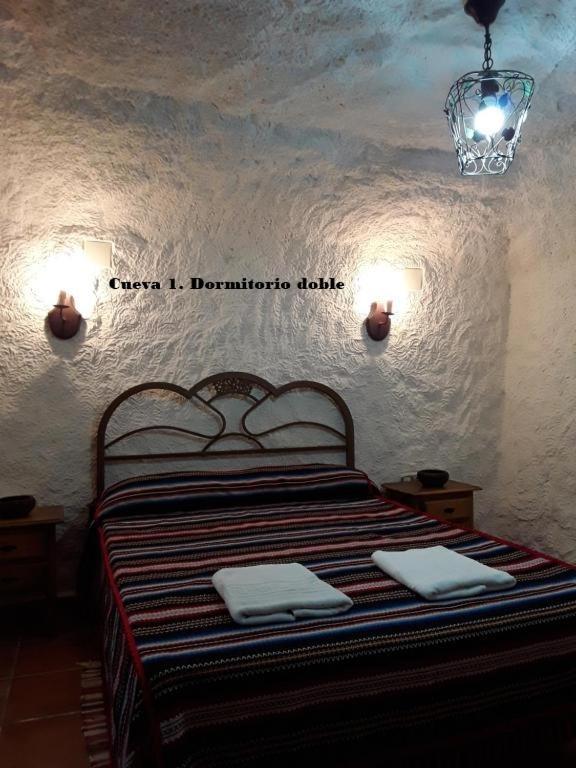 Cuevas Lourdes Villa Benamaurel Екстериор снимка