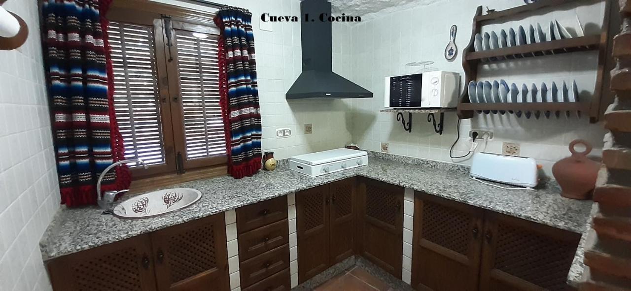 Cuevas Lourdes Villa Benamaurel Екстериор снимка