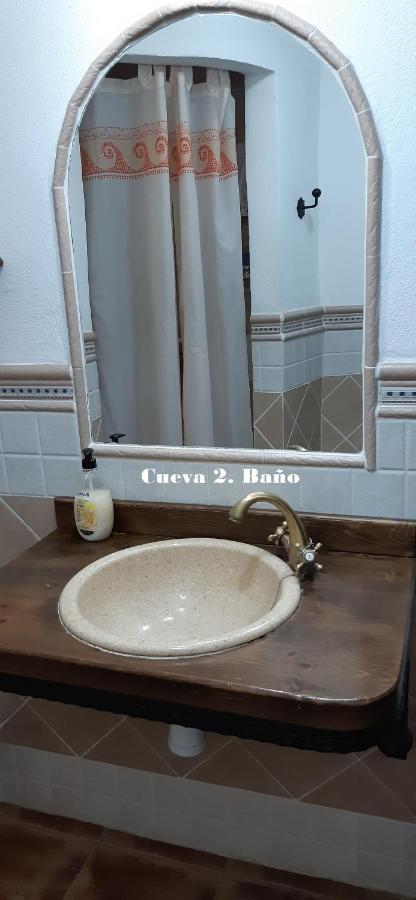 Cuevas Lourdes Villa Benamaurel Екстериор снимка