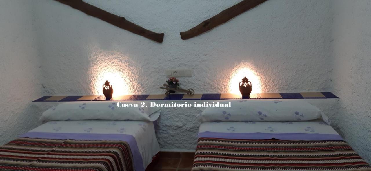 Cuevas Lourdes Villa Benamaurel Екстериор снимка