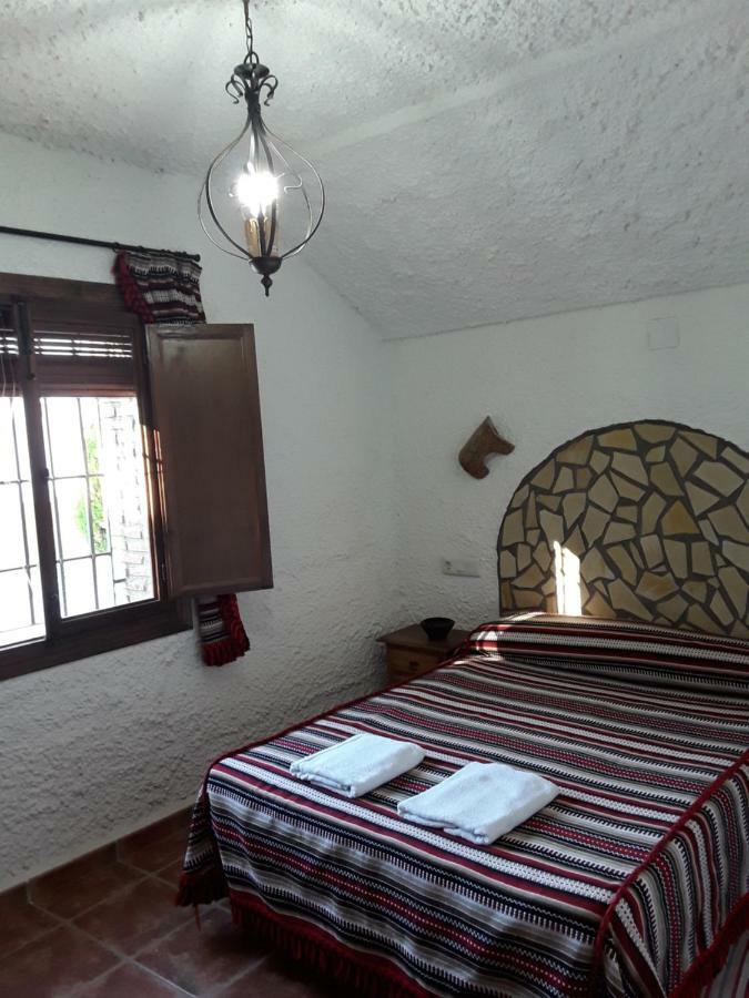 Cuevas Lourdes Villa Benamaurel Екстериор снимка